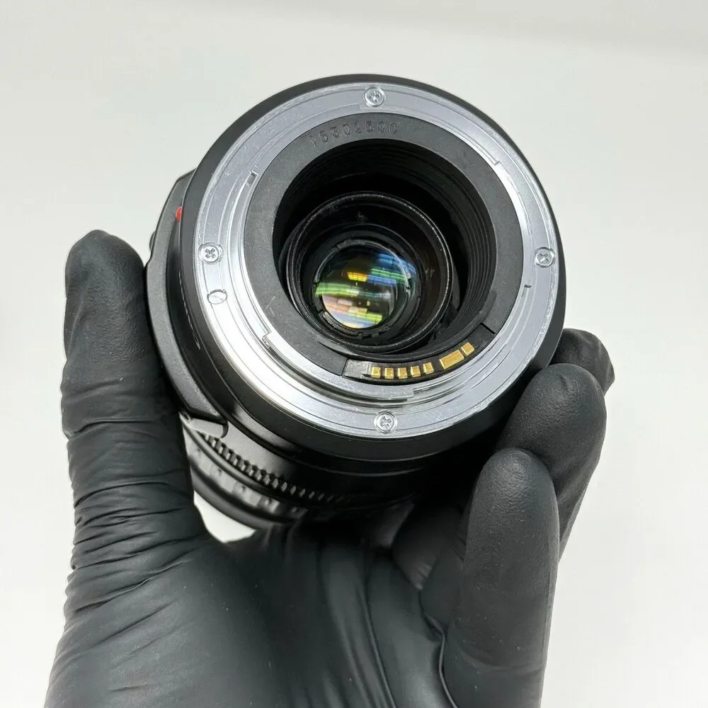 Canon EF 28-135mm f3.5-5.6 IS USM Zoom Lens Caps Filter
